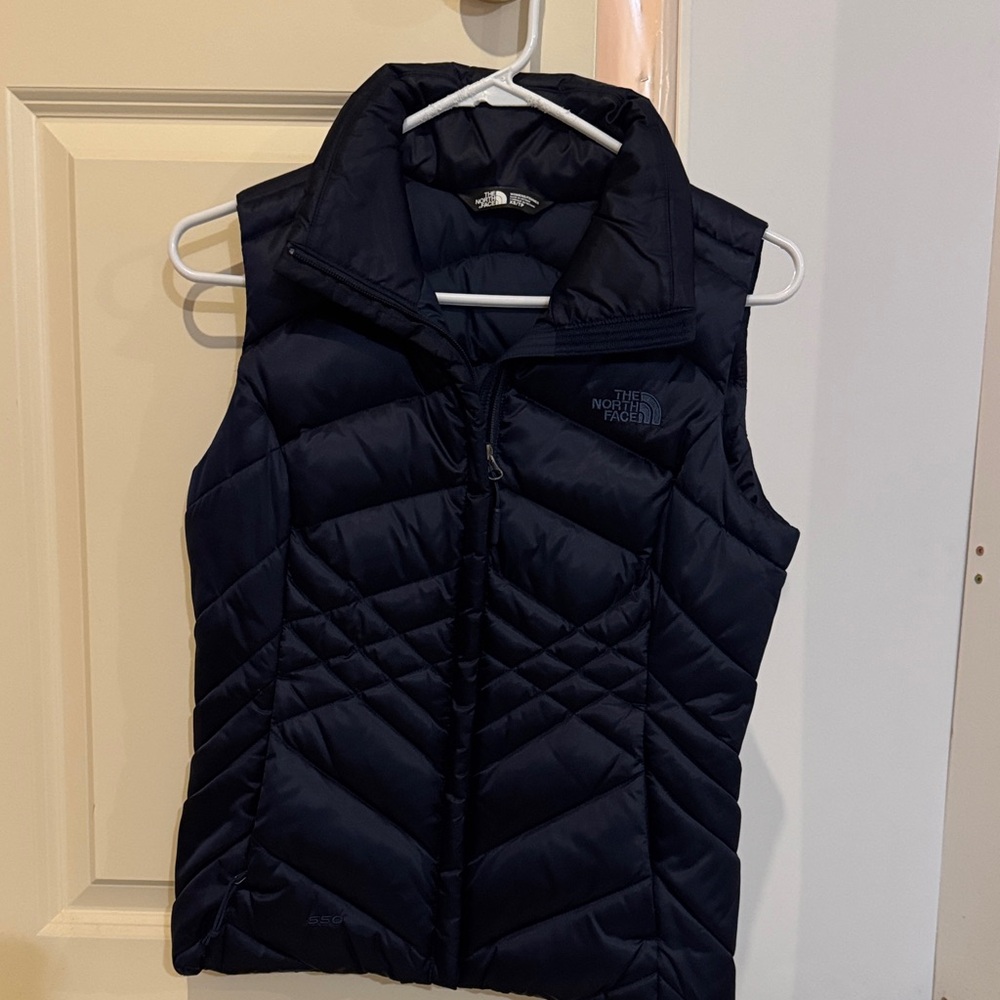 The North Face adult Navy Puffer Vest